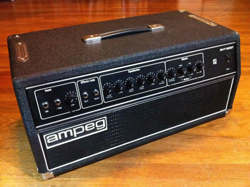 Ampeg SVT 200T